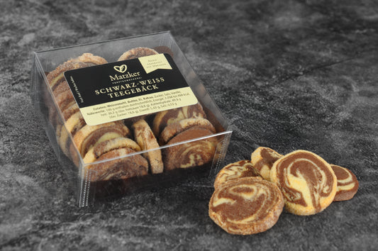 Schwarz-Weiß Teegebäck
